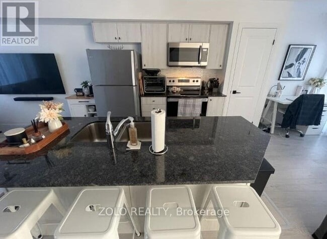 Building Photo - 119 Fairlane Ave