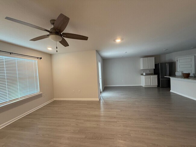 Foto del edificio - 4956 Conner Ln
