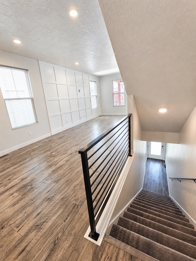 Building Photo - 10743 S Porcini Dr