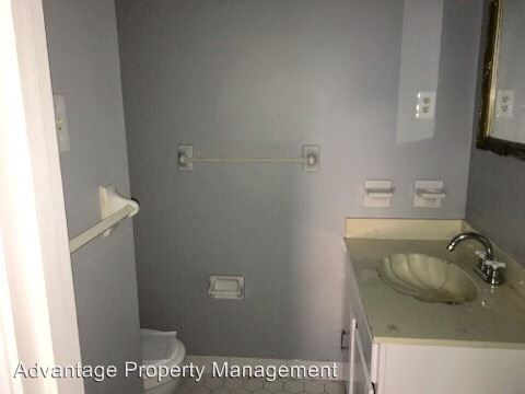 Foto del edificio - 3345 Bestway Dr