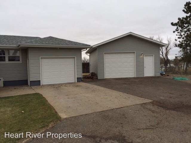 Building Photo - 3 br, 2 bath House - 116 5th St SW