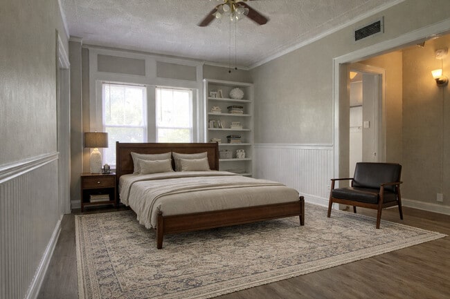 Studio, 330sf, Living Area - The LaSalle