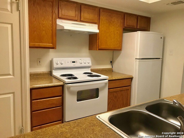 Foto del edificio - 14546 Brook Hollow Blvd