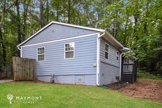 Foto del edificio - 2500 Swallow Cir SE