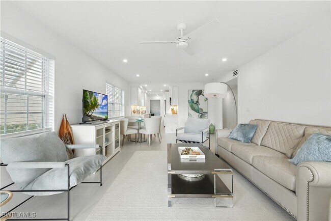 Foto del edificio - 3070 Gulf Shore Blvd N
