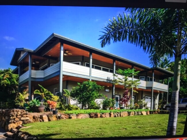 Foto del edificio - 595 Kumulani Dr