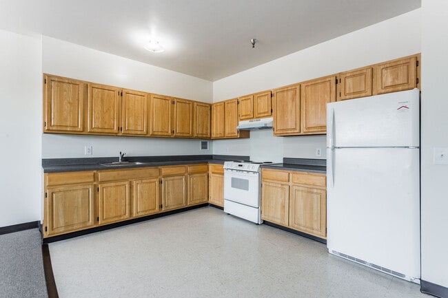 COURT PLAZA SENIOR APARTMENTS 1 Hoppen Dr Central Islip NY 11722 COURT PLAZA SENIOR APARTMENTS 1 Hoppen Dr Central Islip NY 11722