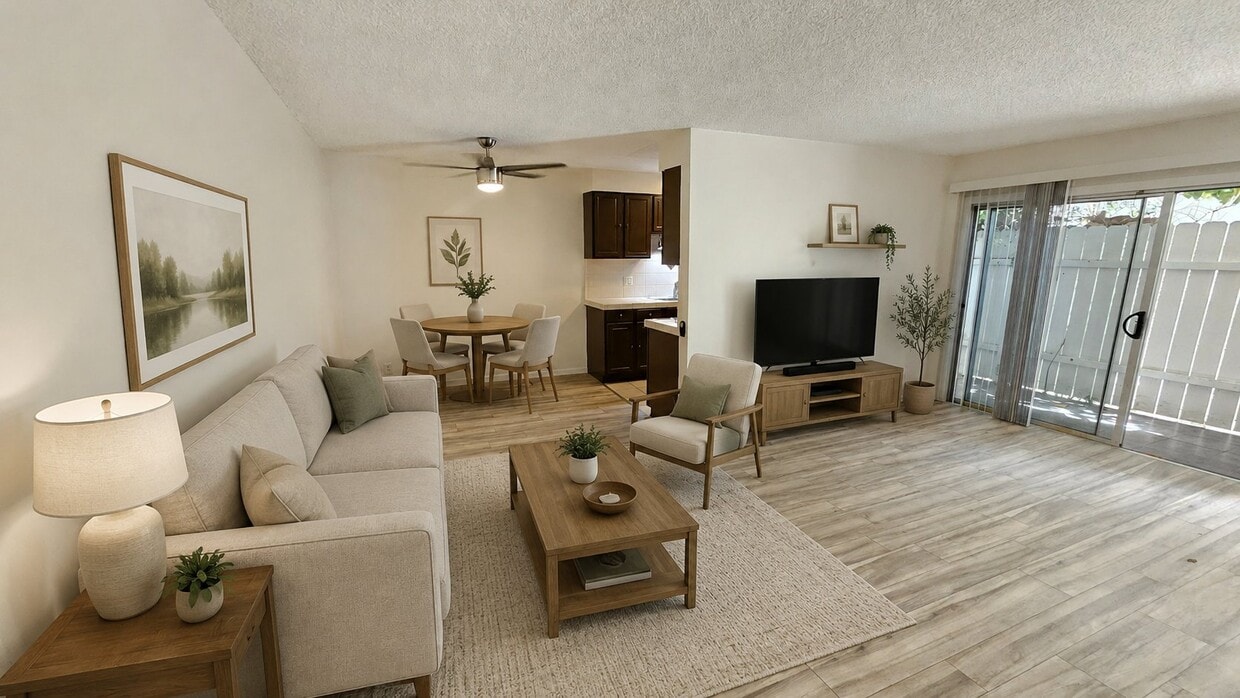 Photo - 2130 N Beachwood Dr (Los Angeles, CA)