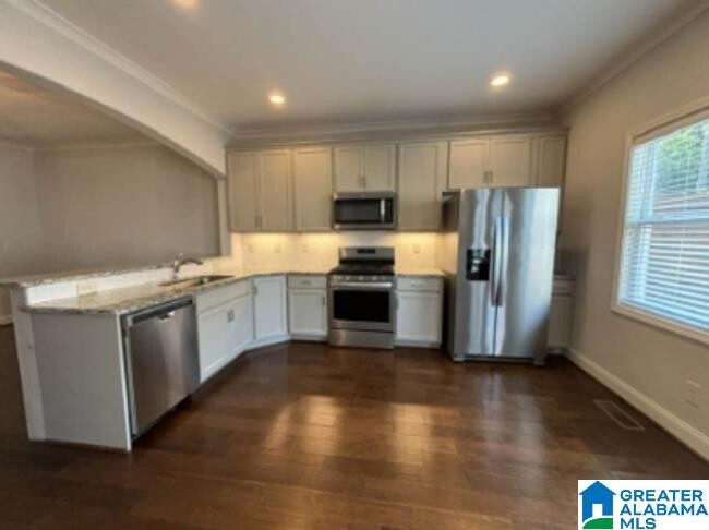 Foto del edificio - 962 Lennox Blvd