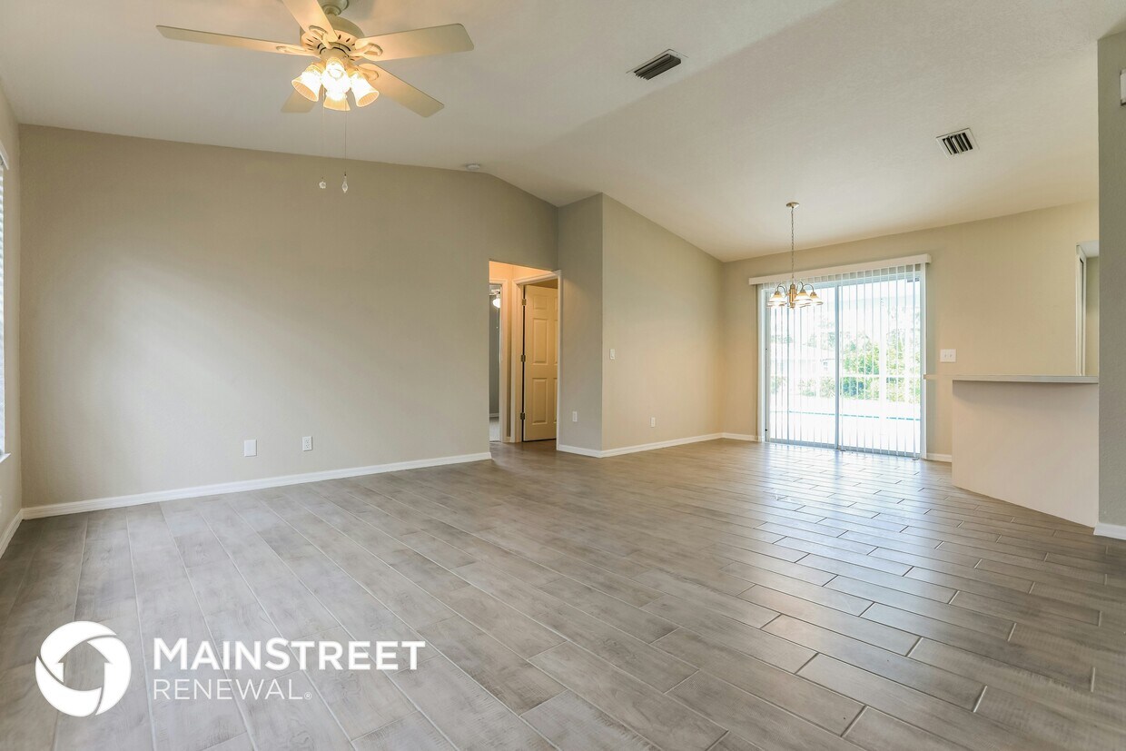 Foto principal - 12213 Strett Ave