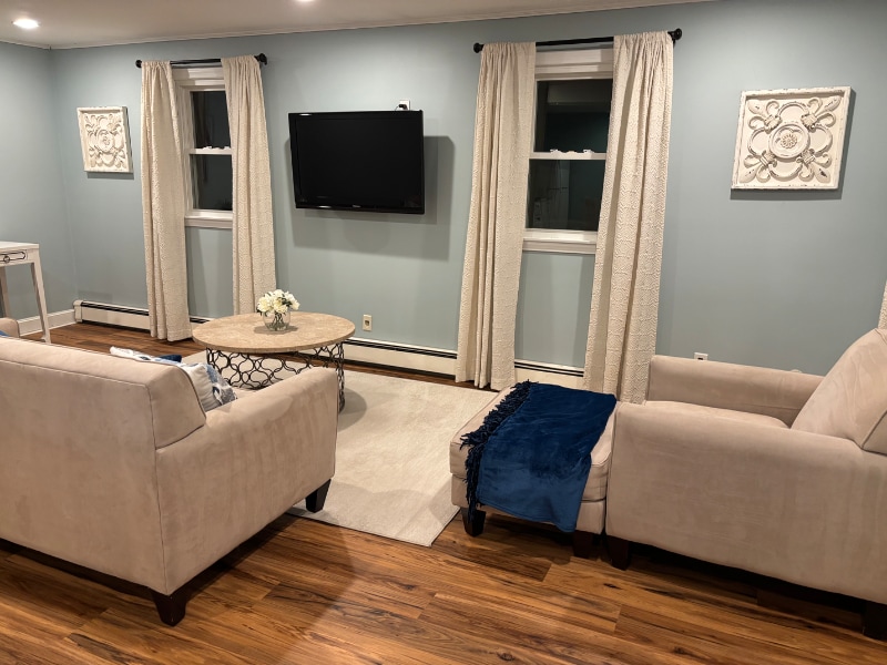 Photo - 10 Roosevelt Rd (Wakefield, MA)