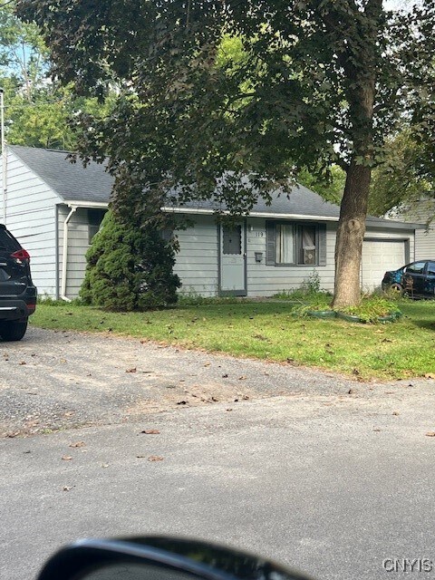 Foto principal - 119 Warner Rd