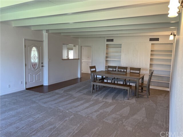 Building Photo - 545 S San Mateo St