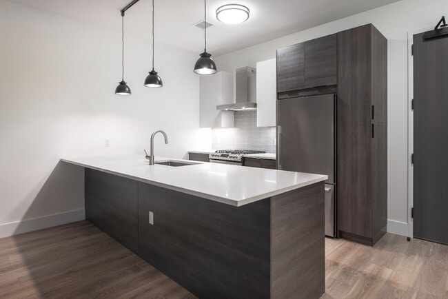 Building Photo - The Mill