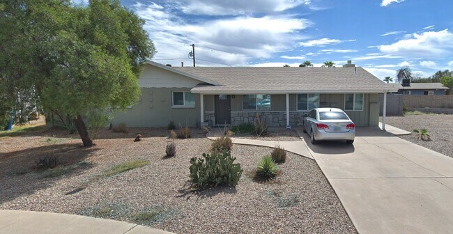 Foto del edificio - 1429 S Roberts Rd