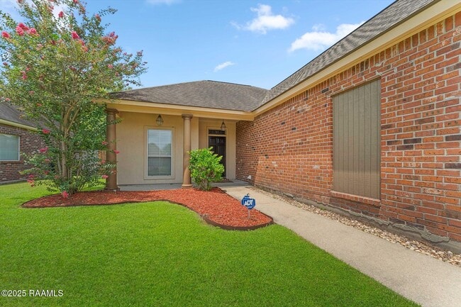 Foto del edificio - 2934 Nicholson Lake Dr