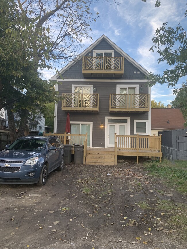 Building Photo - 34 S Tuxedo St