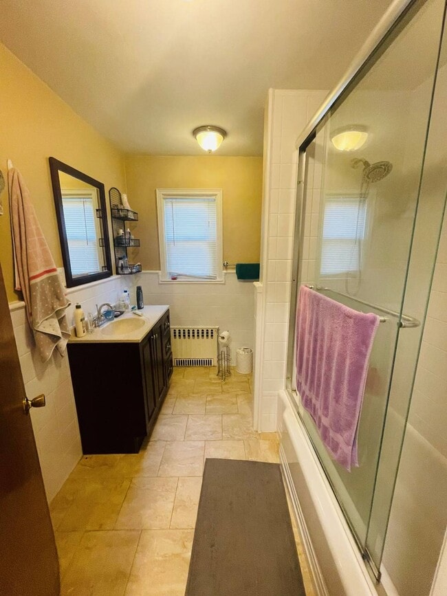 Foto del edificio - 75 Elm Ave