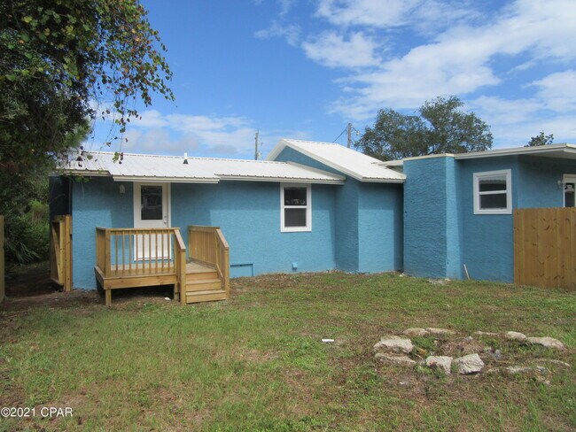 9825 Clarence St Panama City Beach - 9825 Clarence St Panama City Beach Fl Building Photo