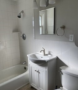 Foto del edificio - 29 Evergreen Ave