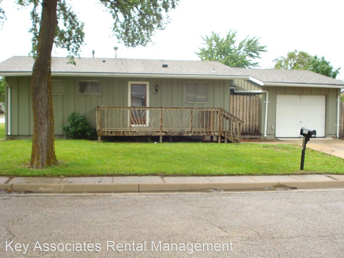 2 br, 1 bath House 7123 Lario Lane House Rental in Topeka, KS