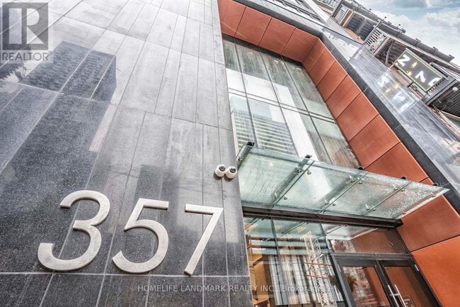 Building Photo - 357 King St W
