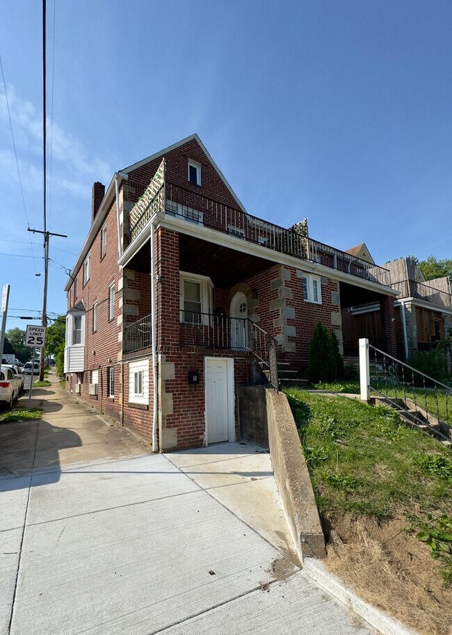 Foto del edificio - 6201 Frederick Rd
