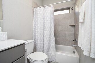 Building Photo - 31443 Splitting Willow Ln Building Photo - 31443 Splitting Willow Ln