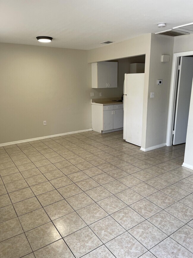 Building Photo - 2066 Franklin St