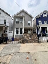 Building Photo - 120 Stone St