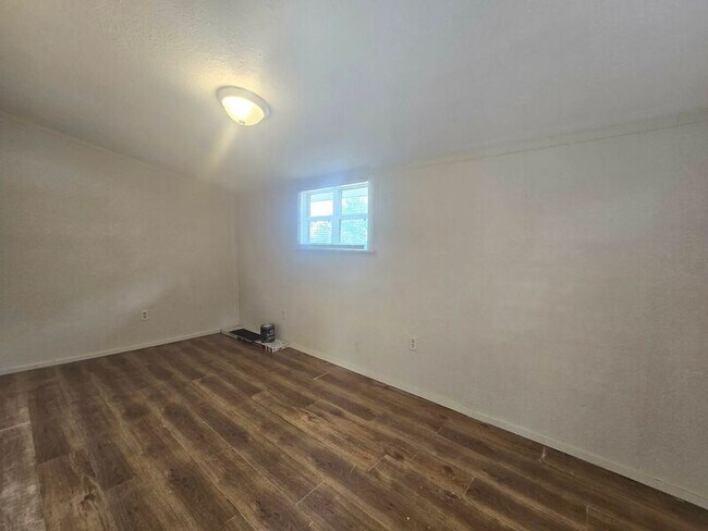 Foto del edificio - 2219 Everett St