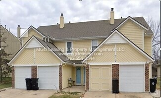 Building Photo - 2118 Highridge Dr