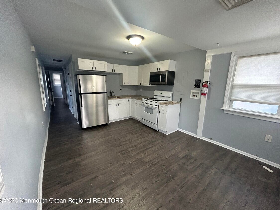 96 Raritan Ave, Keansburg, NJ 07734 House Rental in Keansburg, NJ