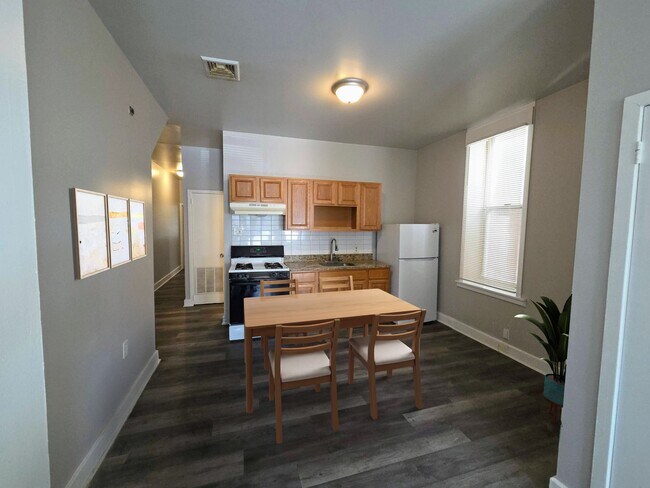Photo - 1309 W Allegheny Ave Apartment