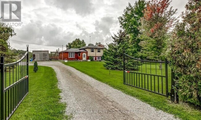 Photo du bâtiment - 851 Forks Rd E