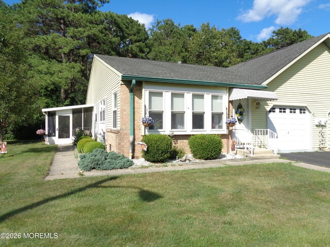 Building Photo - 135A Sunset Rd