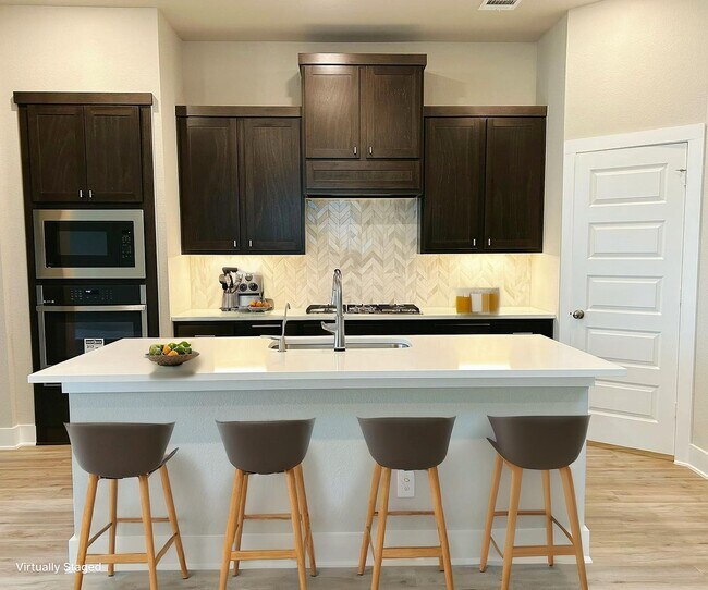 Foto del edificio - 29623 Burcreek Ln