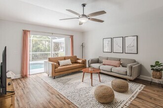 Building Photo - 3285 3rd Pl
