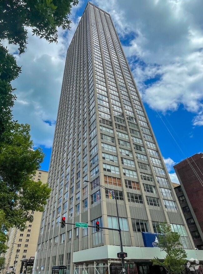 Building Photo - 655 W Irving Park Rd