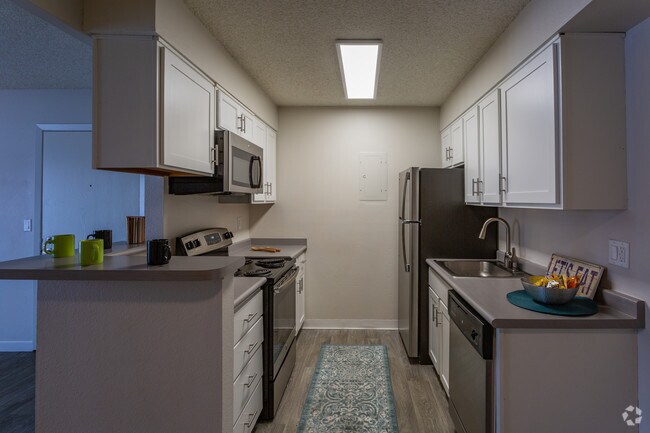 1HAB, 1BA - 600 ft² - The Huntington