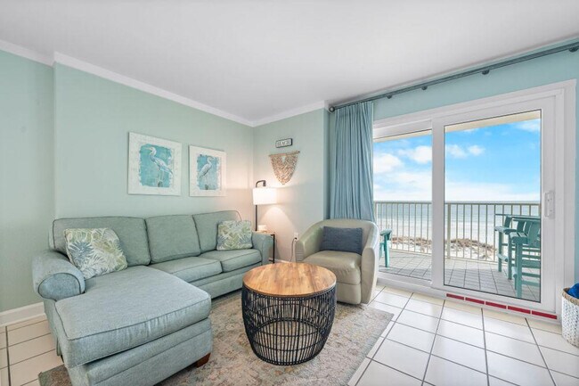 Foto del edificio - 517 E Beach Blvd