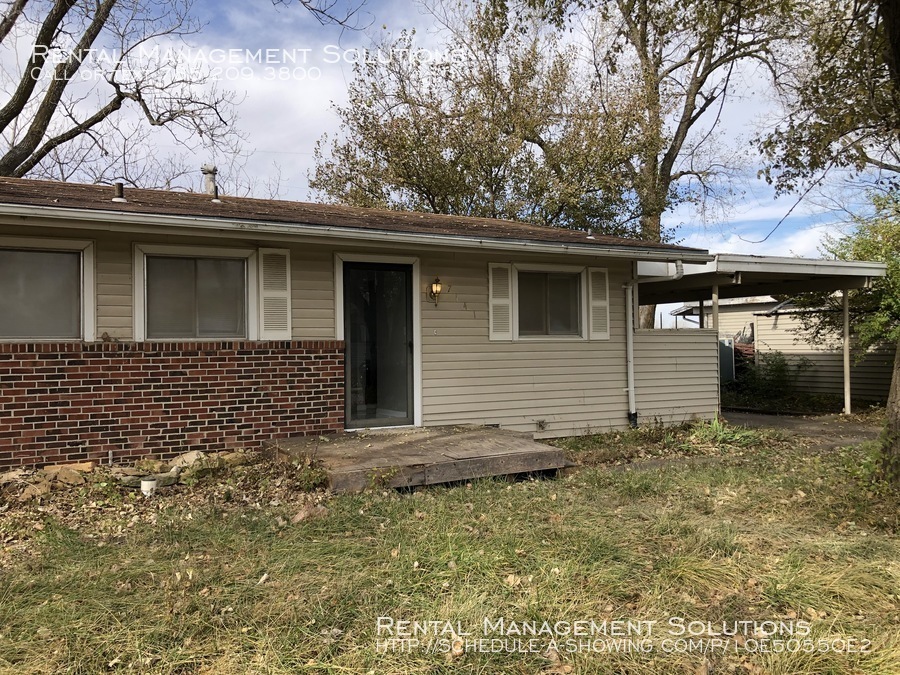 Primary Photo - 7141 SW Glencrest Dr