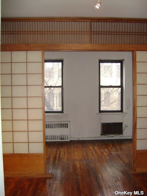Building Photo - 413 E 82nd St