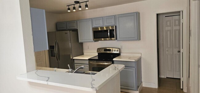 Building Photo - Apartment for rent in Kissimmee