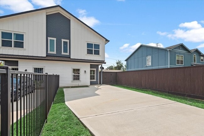 Foto del edificio - 2002 Lynnfield St