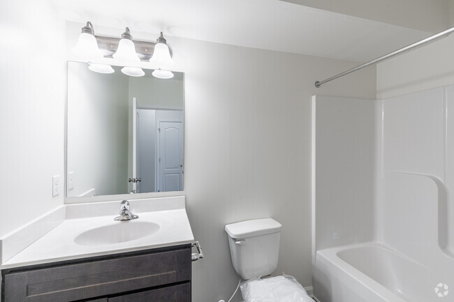 2BR, 2BA - 973SF - Primary Bathroom - Melanie's Ridge