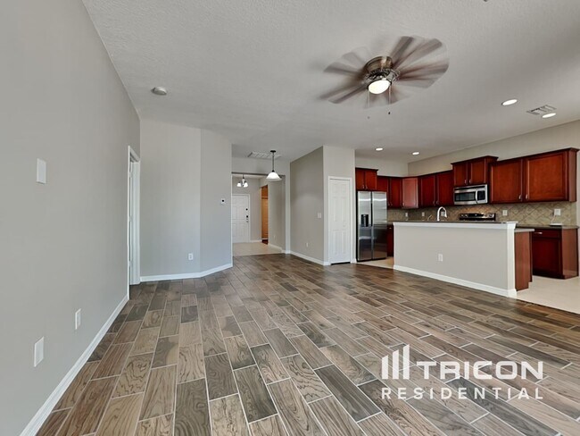 Building Photo - 1109 Lauren Manor Loop Ruskin FL