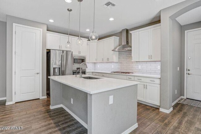 Foto del edificio - 2048 S Agnes Ln