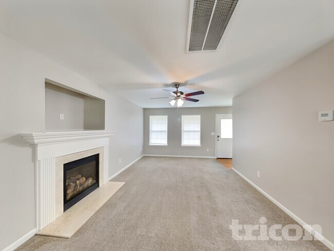 Building Photo - 106 Newport Dr