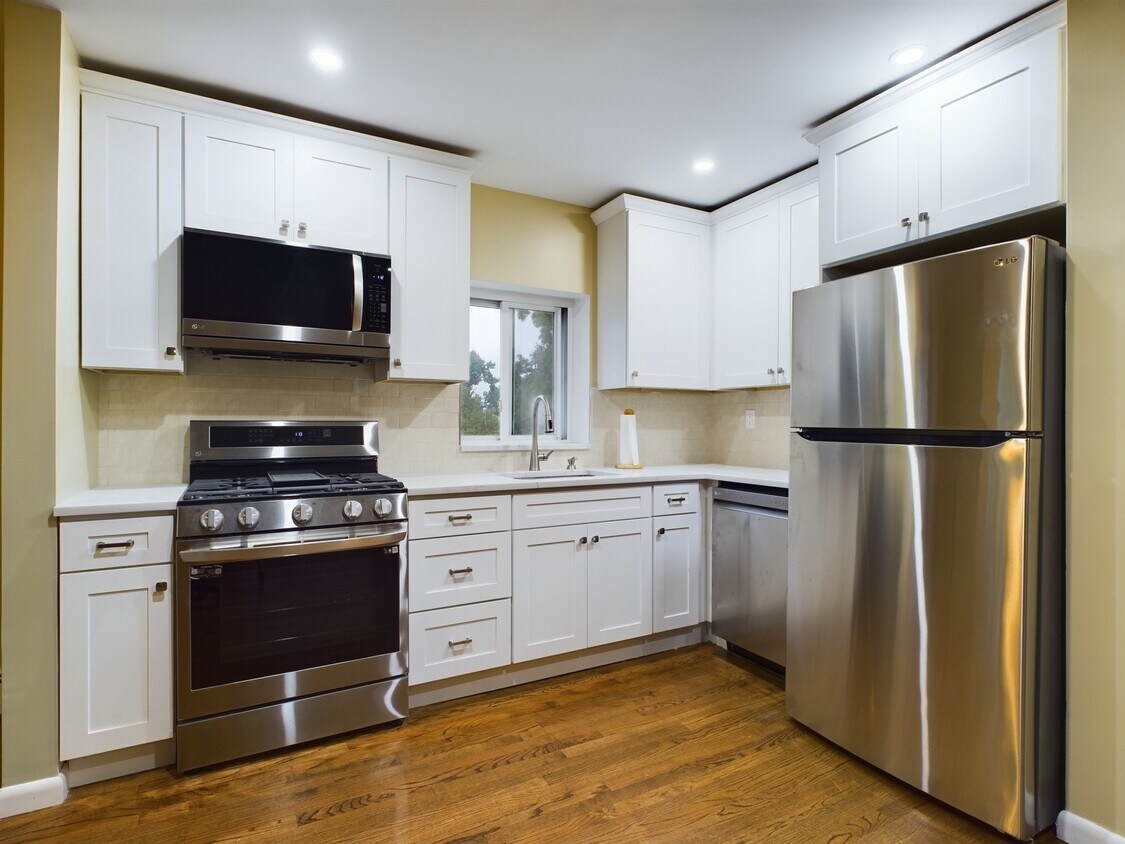 2333 Palmer Ave, New Rochelle, NY 10801 House Rental in New Rochelle